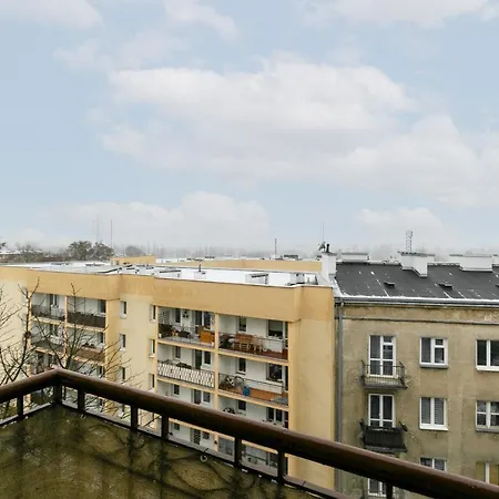Appartamento Wola With Balcony & Close To Metro By Renters Varsavia