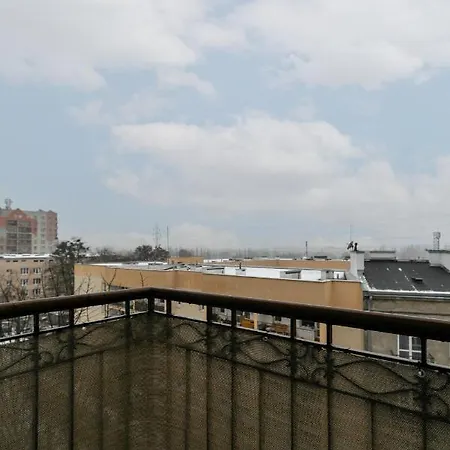 Διαμέρισμα Wola With Balcony & Close To Metro By Renters *
